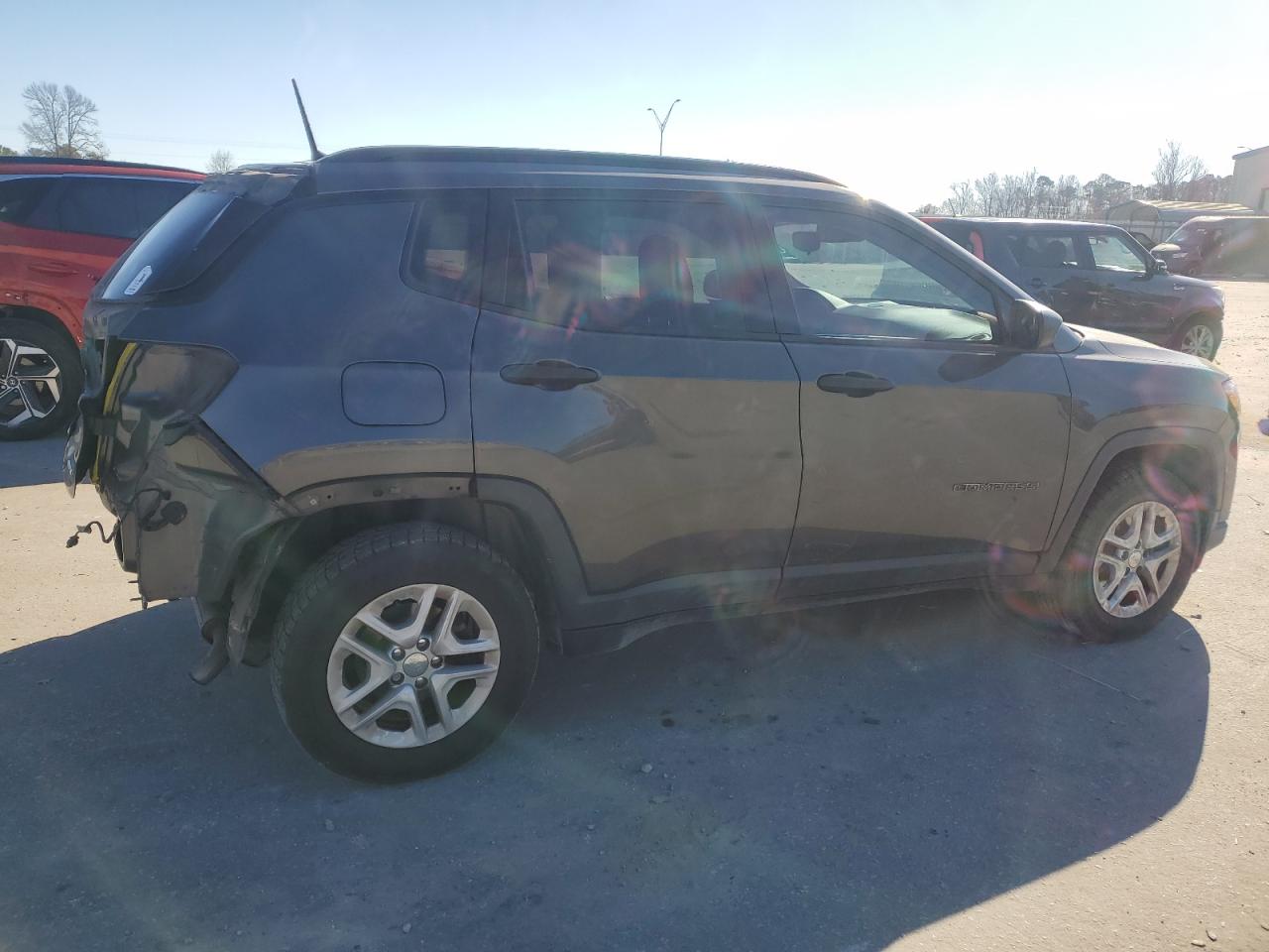 2018 Jeep Compass - Image 3