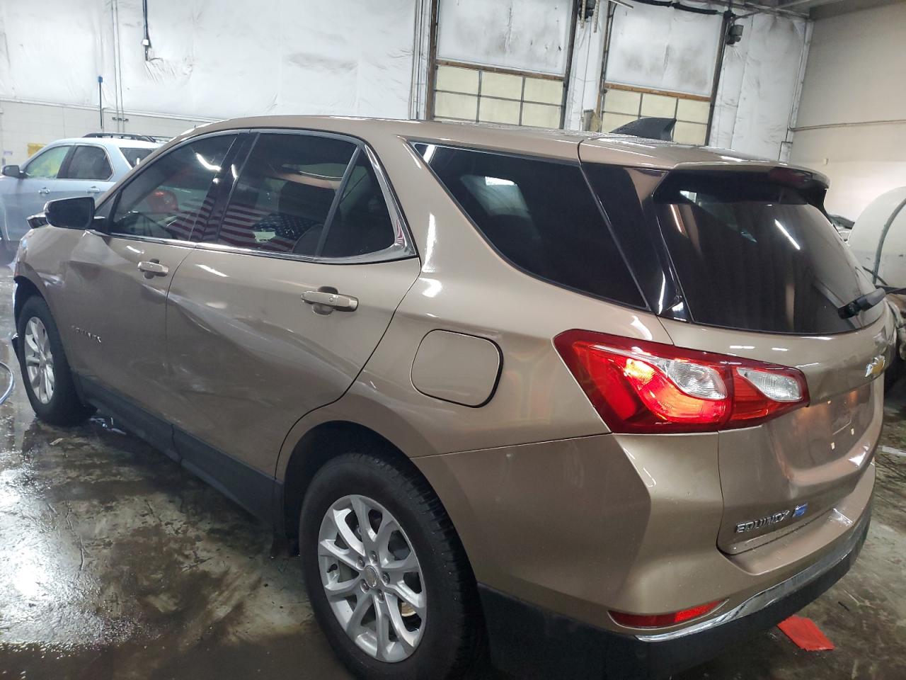 2018 Chevrolet Equinox - Image 2