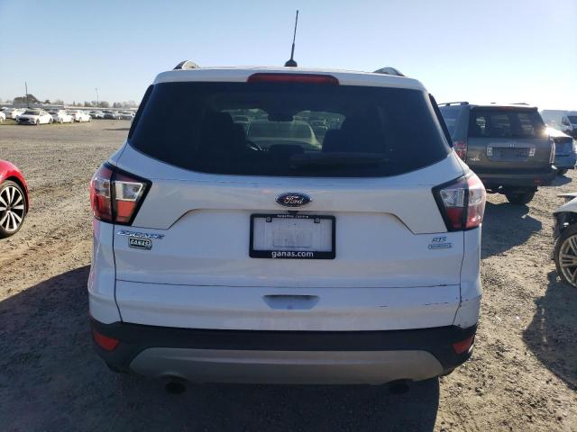  FORD ESCAPE 2018 Biały
