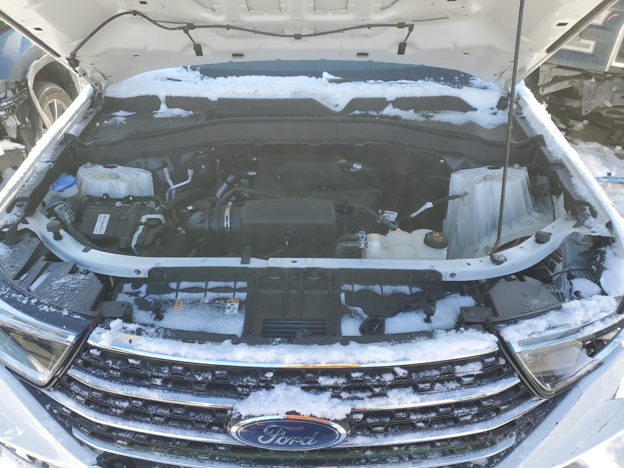 2020 Ford Explorer - Image 13