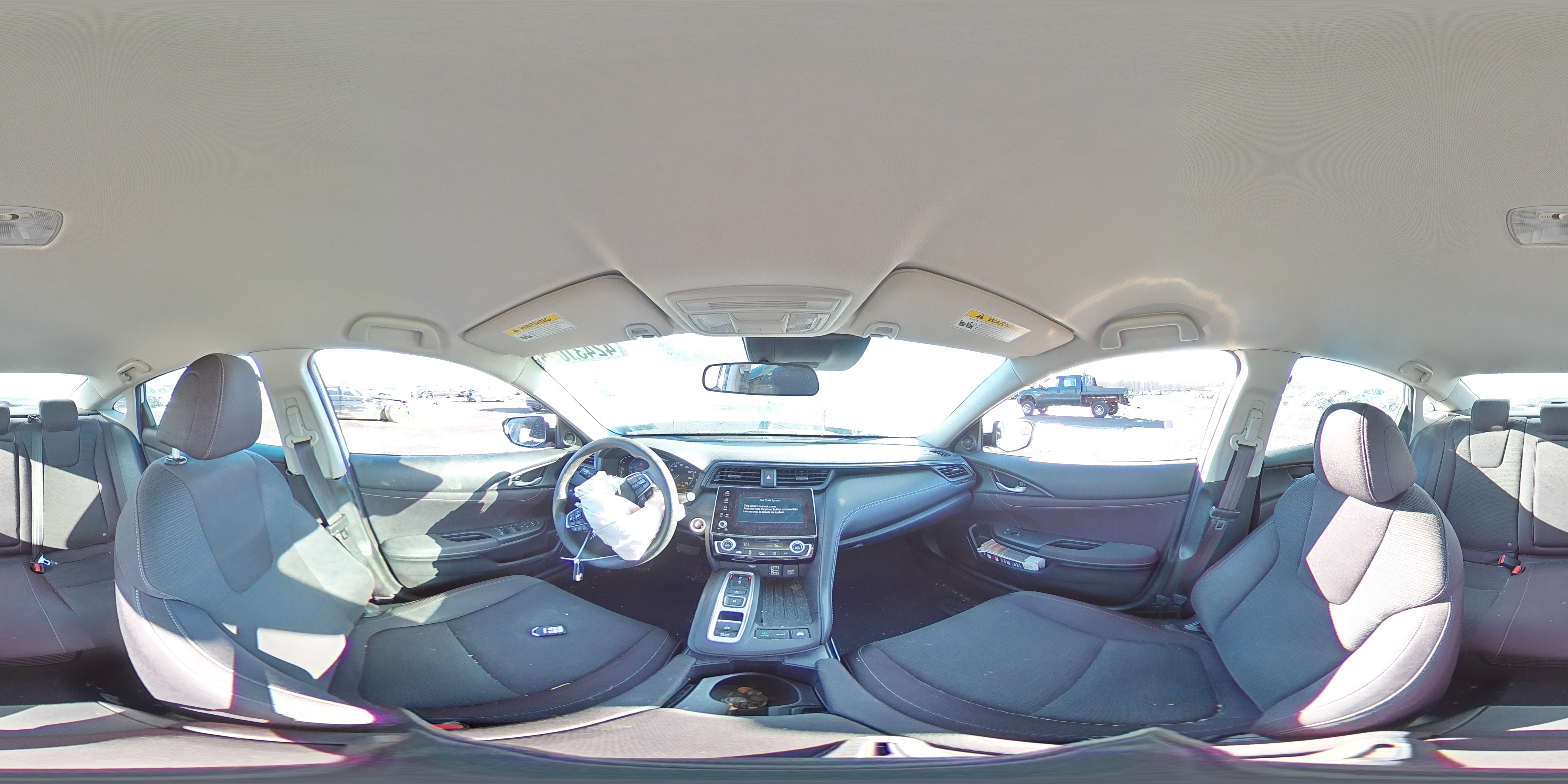 2022 Honda Insight - Image 12