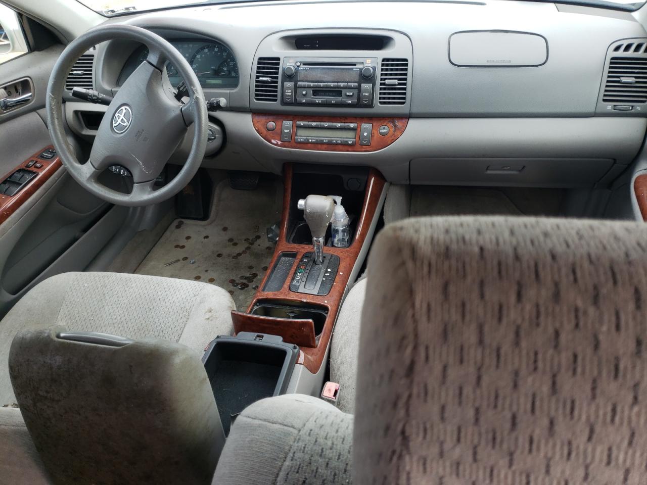 2003 Toyota Camry Le VIN: 4T1BE32K73U127458 Lot: 48907335