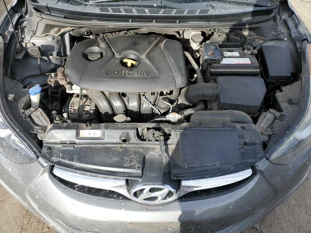 2013 Hyundai Elantra - Image 11