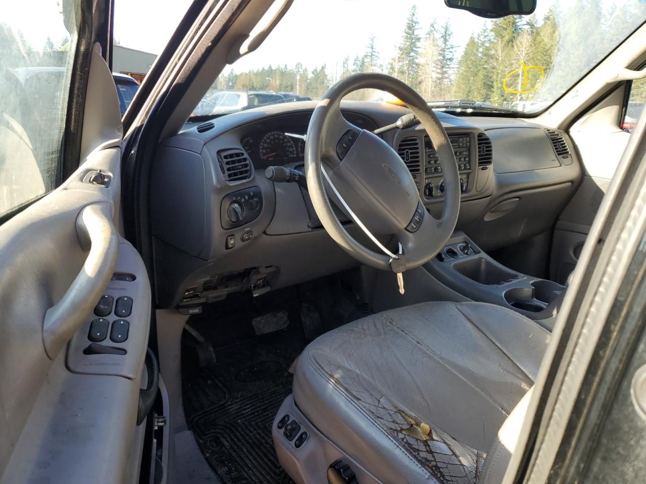 2000 Ford Expedition - Image 8