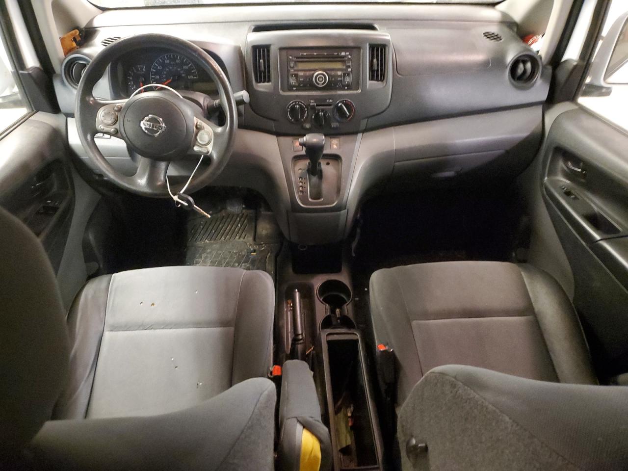 2015 Nissan NV - Image 8