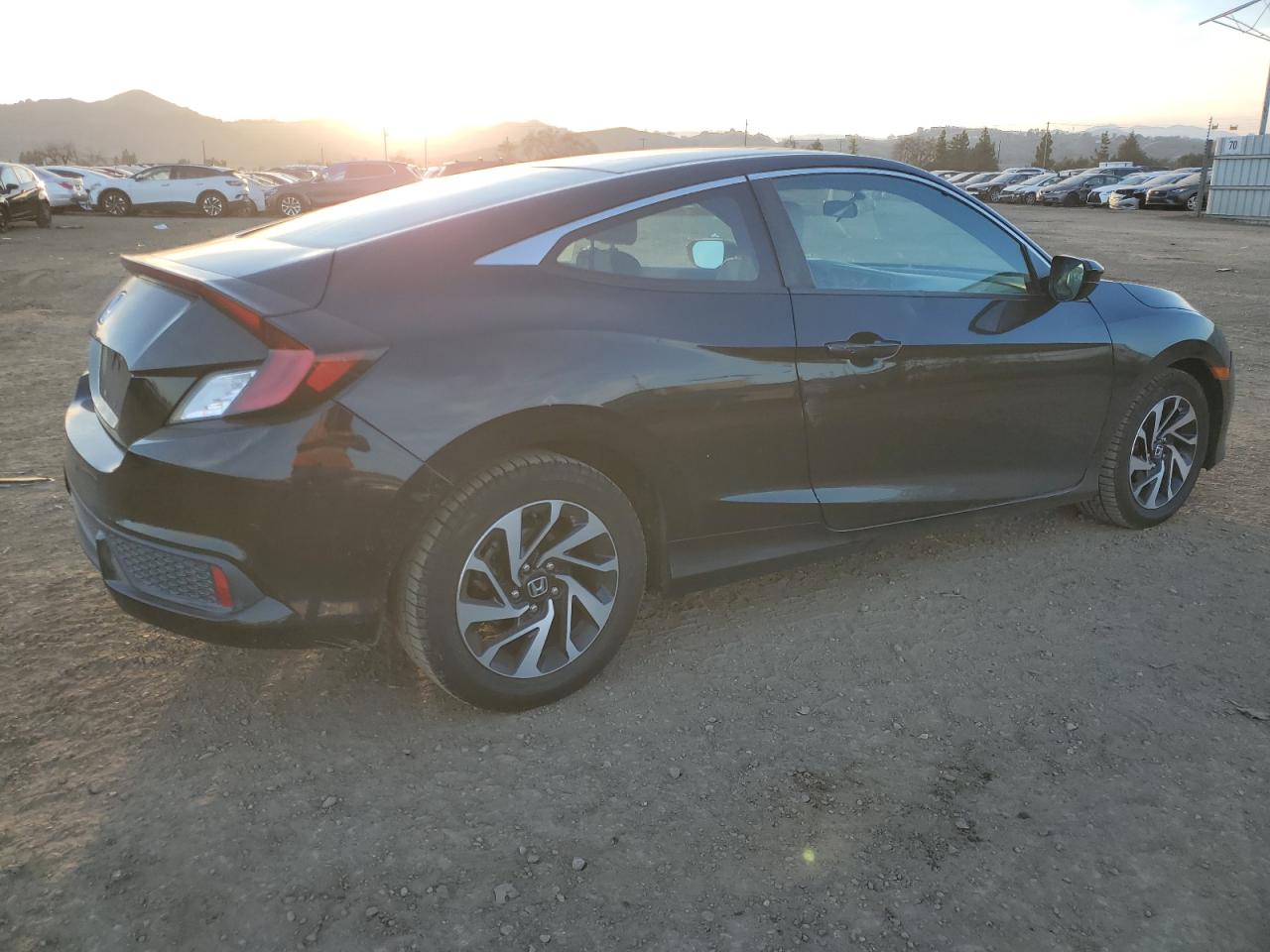 2016 Honda Civic - Image 3