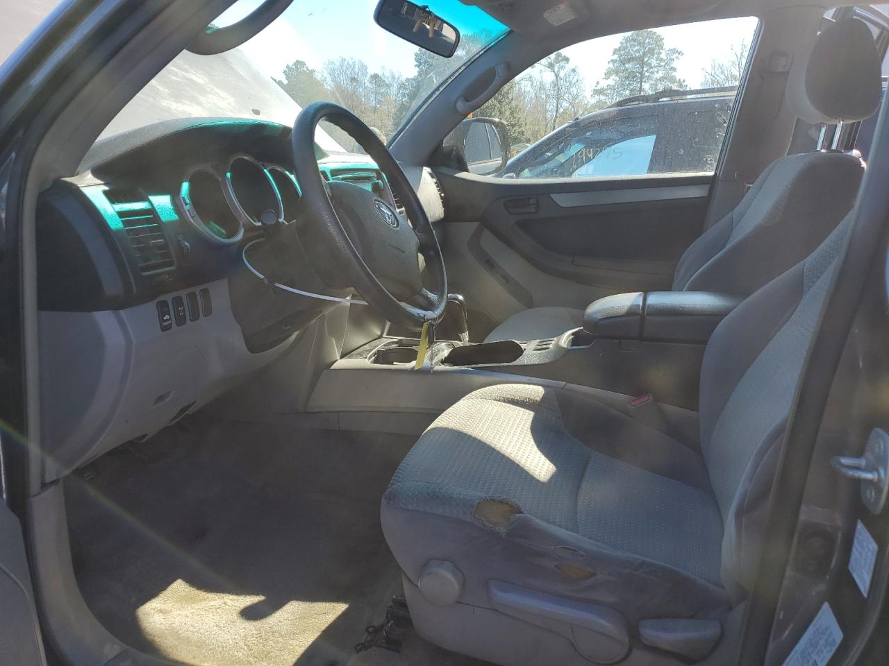 2003 Toyota 4Runner - Image 7