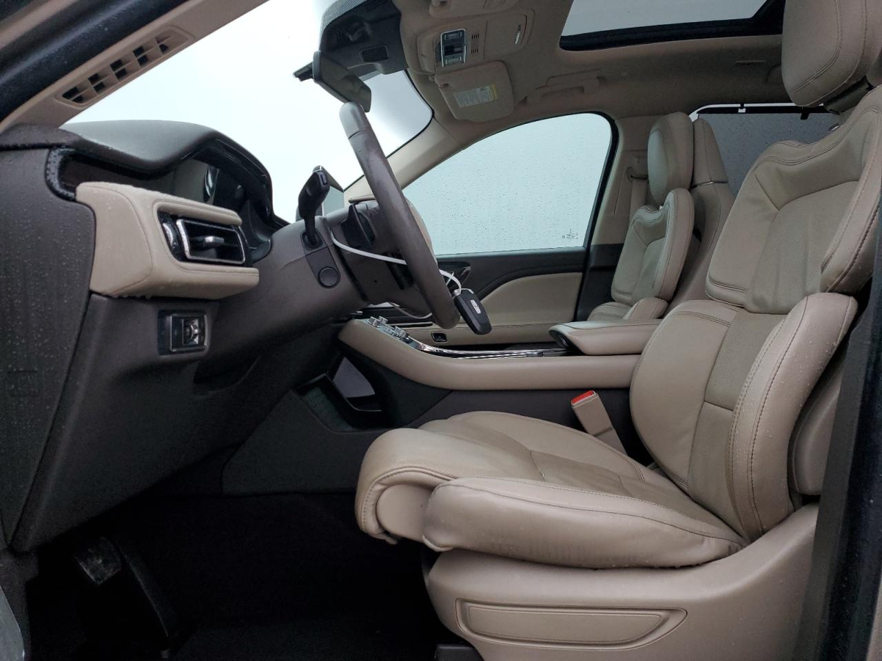 2021 Lincoln Aviator - Image 7