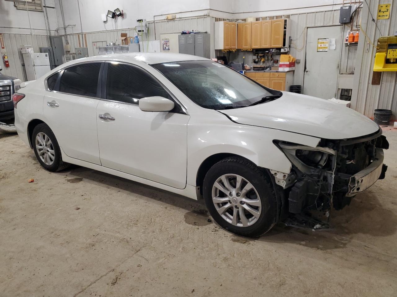 2014 Nissan Altima - Image 4