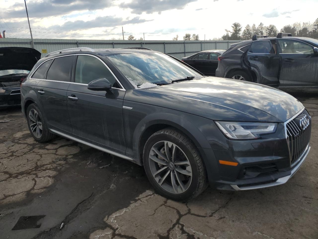 2017 Audi A4 - Image 4