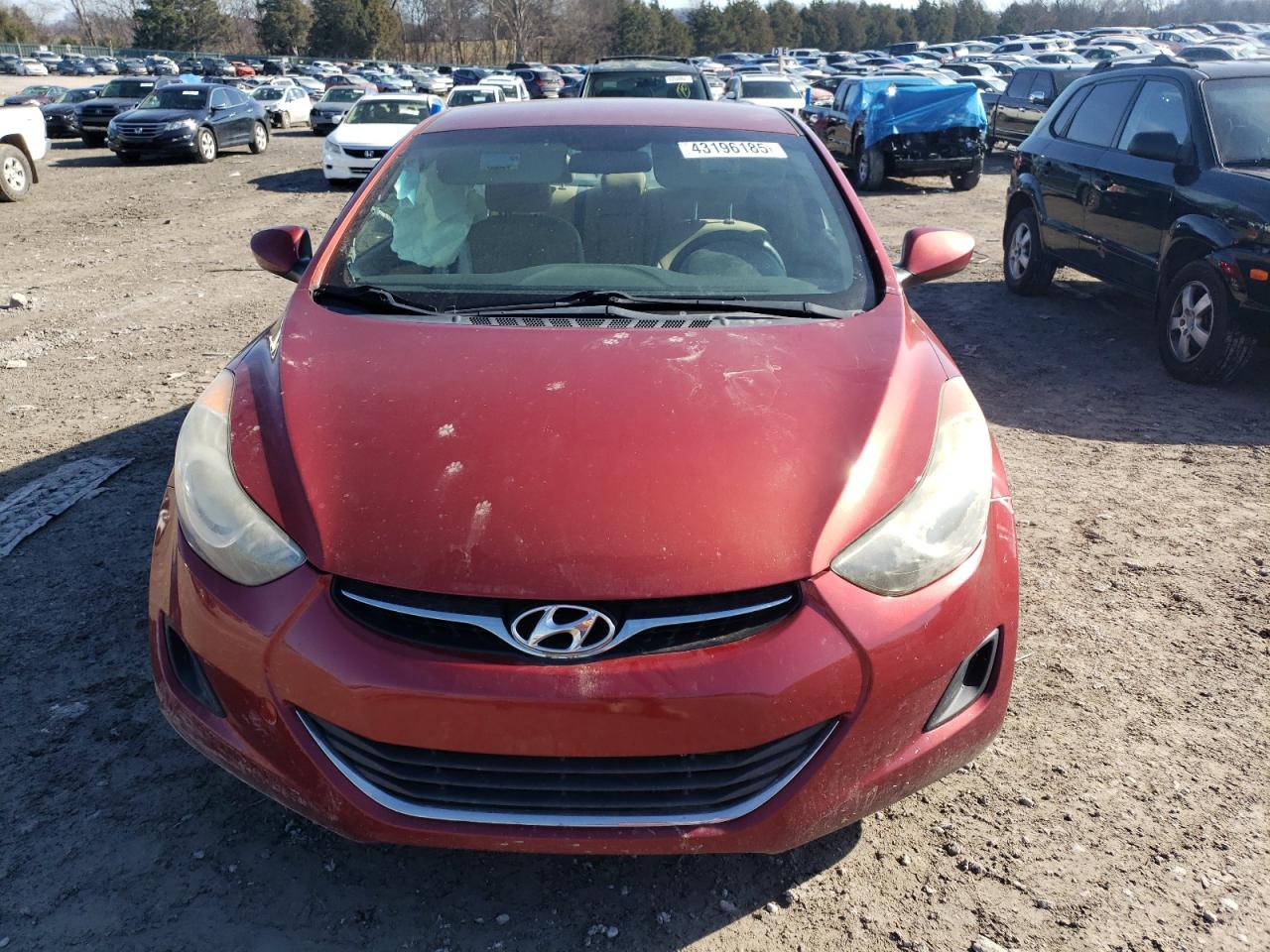 2013 Hyundai Elantra - Image 5