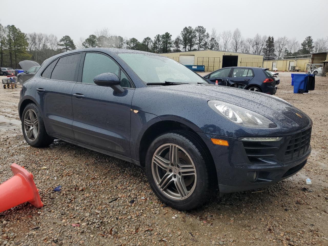 2017 Porsche Macan - Image 4