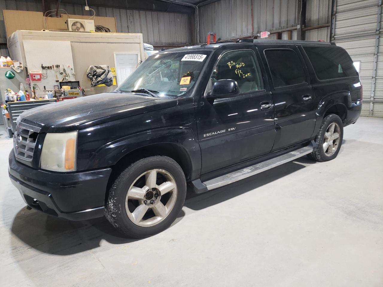 2003 Cadillac Escalade - Image 1