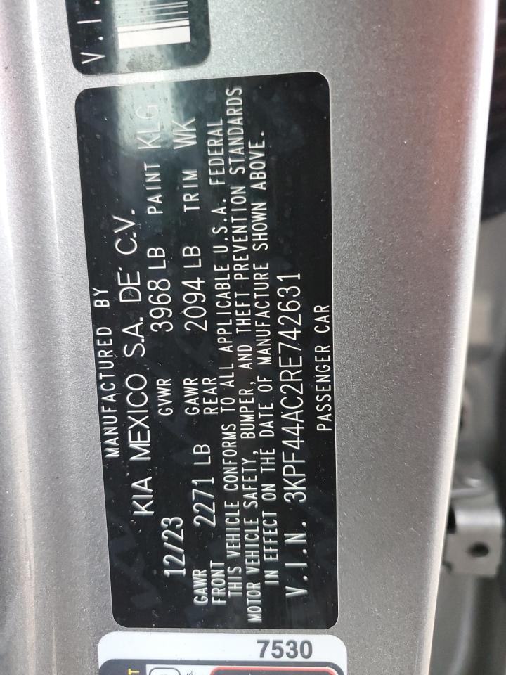 2024 Kia Forte - Image 14