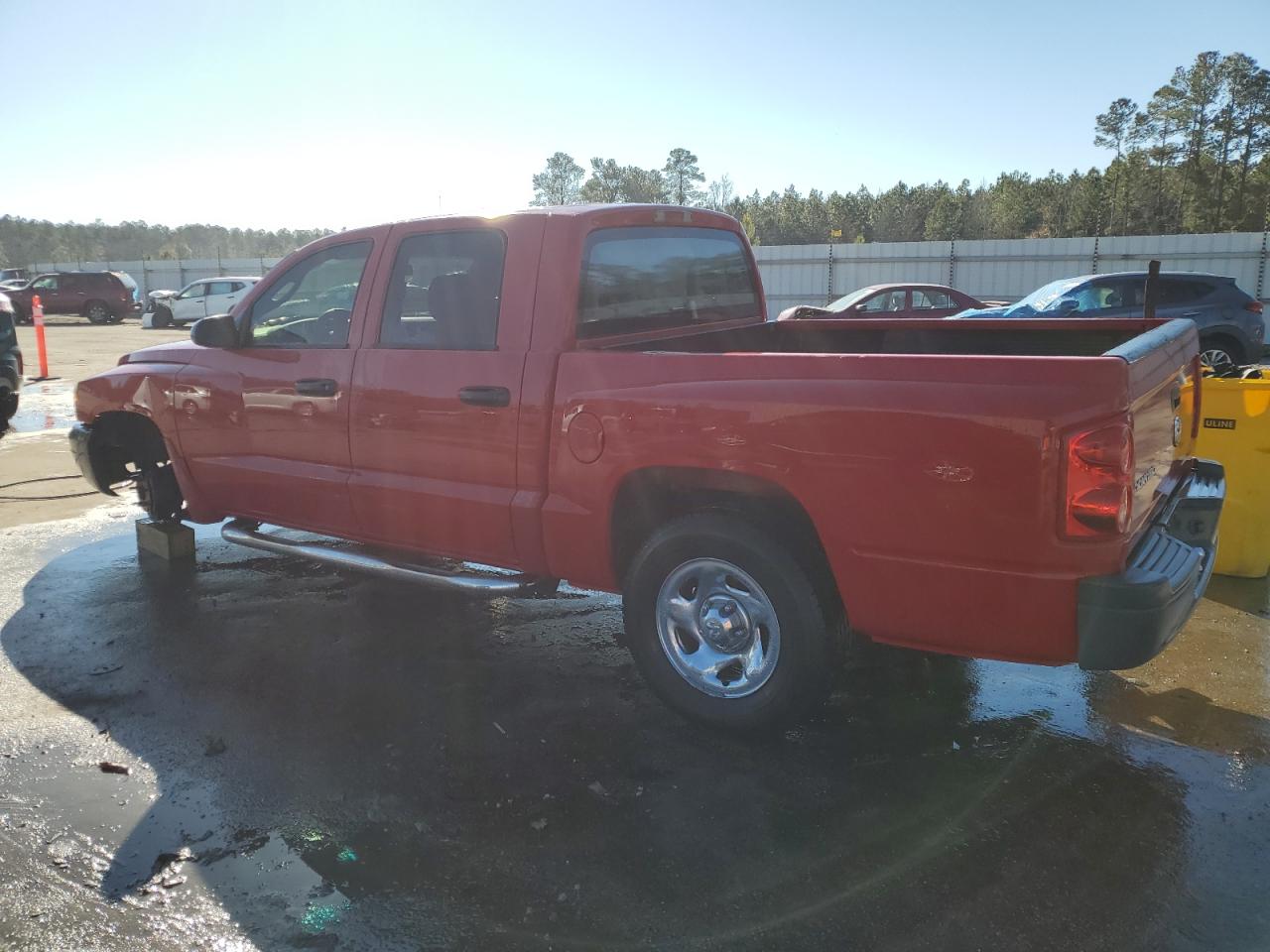 2007 Dodge Dakota - Image 2