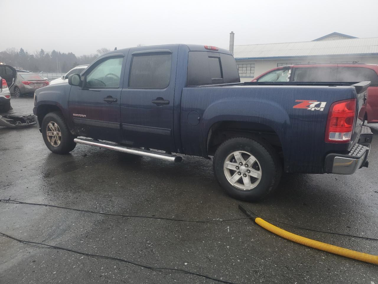 2012 GMC Sierra - Image 2