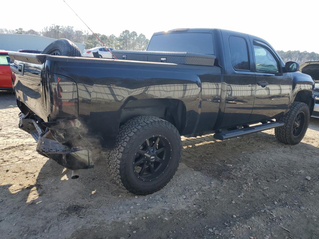 2011 Chevrolet Silverado - Image 3