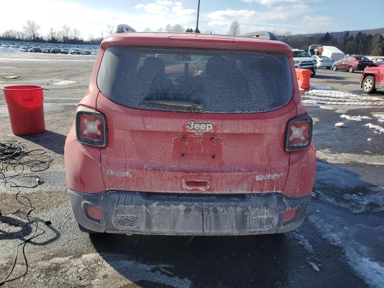 2018 Jeep Renegade - Image 6
