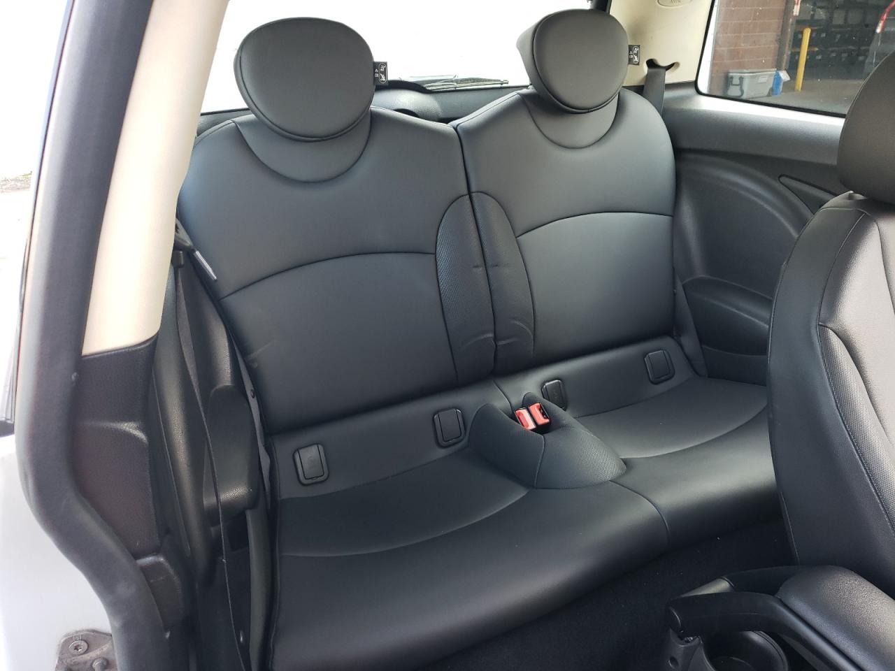 2013 MINI Cooper - Image 10