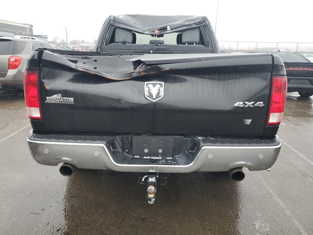 2016 RAM 1500 - Image 6
