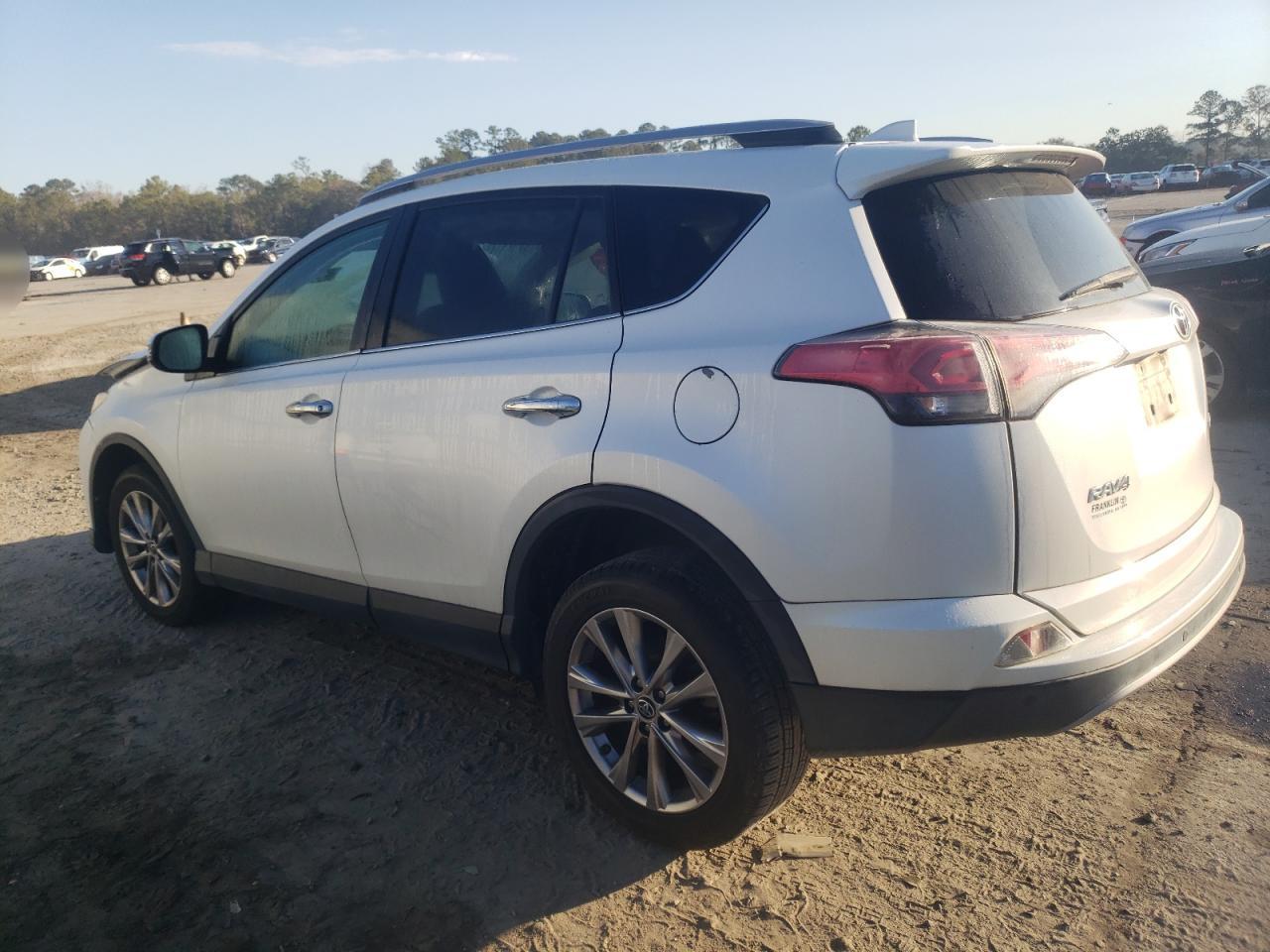 2017 Toyota RAV 4 - Image 2