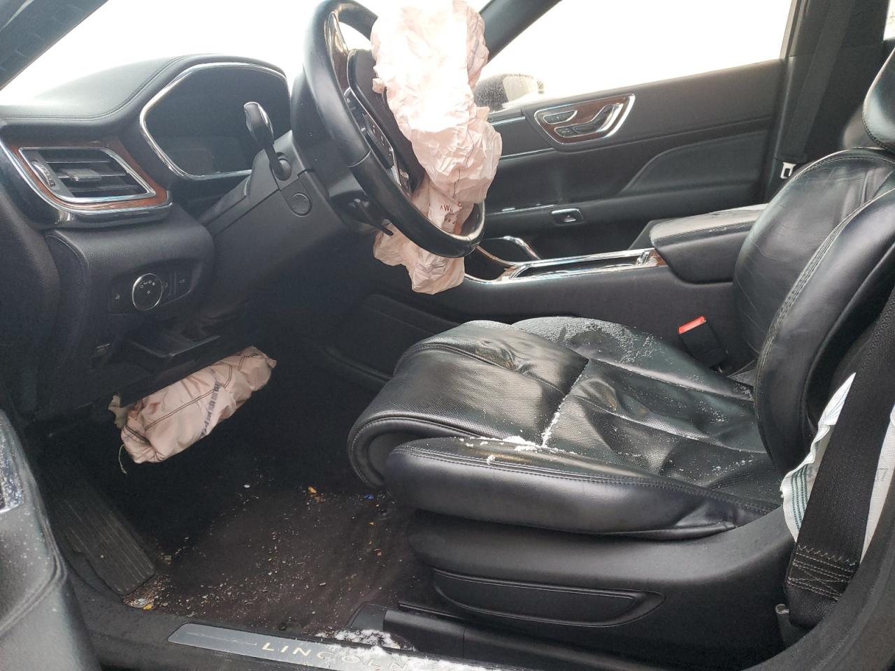 2017 Lincoln Continental - Image 7