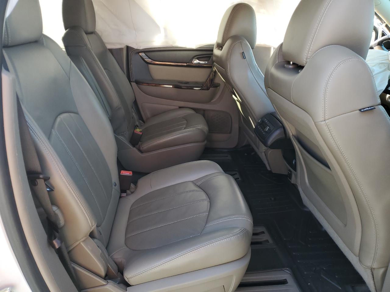 2016 GMC Acadia - Image 11