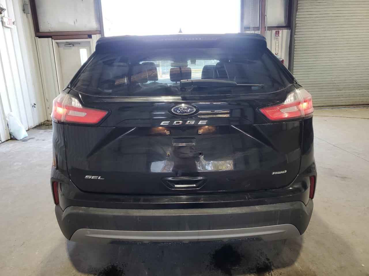 2022 Ford Edge - Image 6