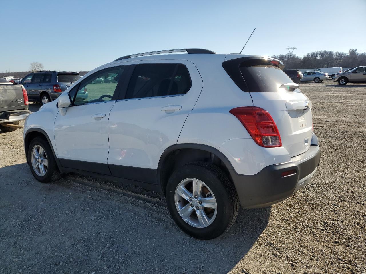 2016 Chevrolet Trax - Image 2
