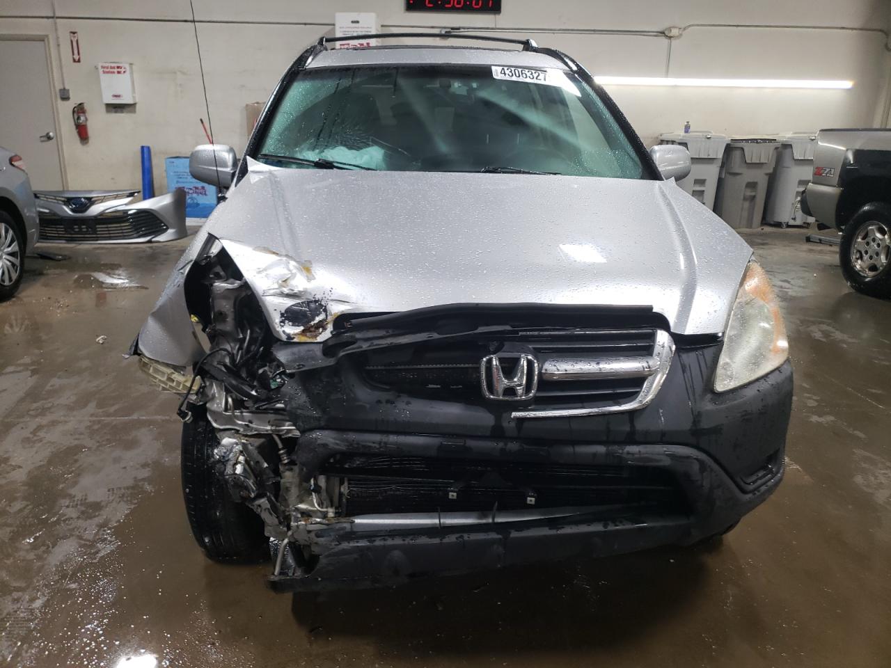 2002 Honda CR-V - Image 5