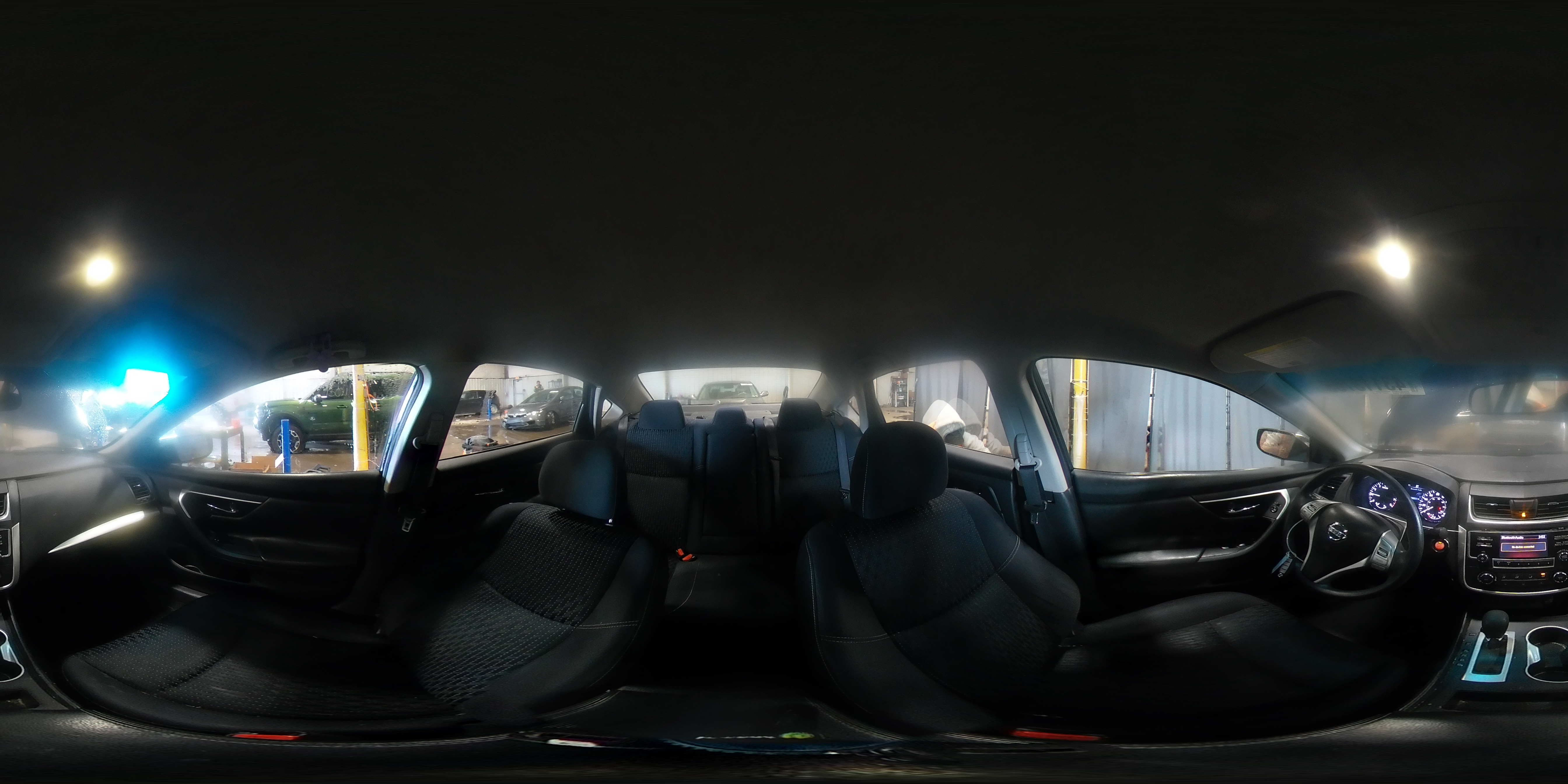 2016 Nissan Altima - Image 14