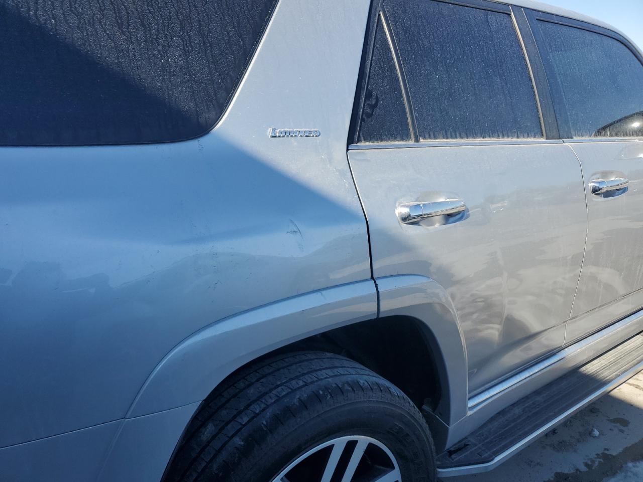 2015 Toyota 4Runner Sr5 VIN: JTEBU5JR5F5261509 Lot: 88604495