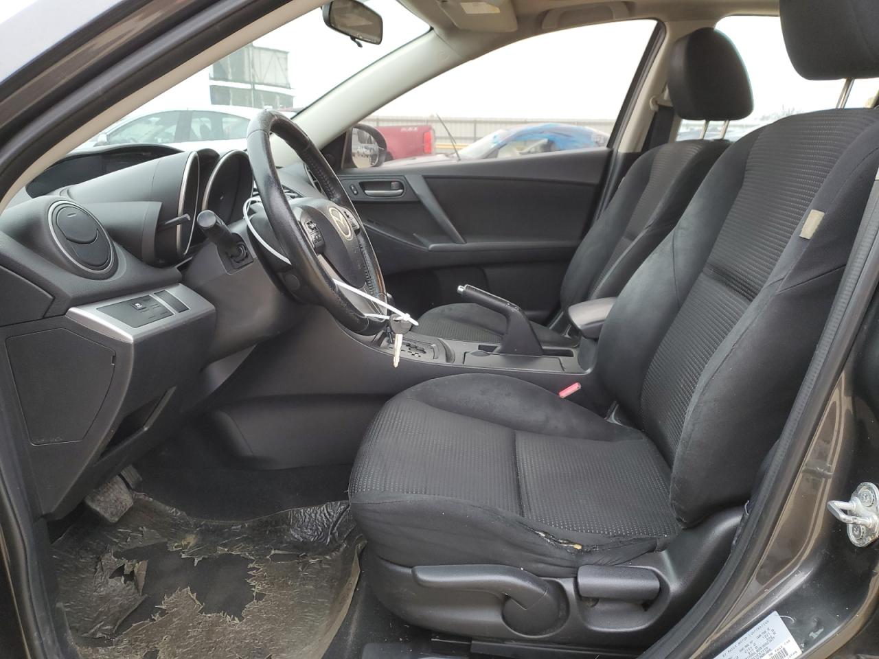 2012 Mazda 3 - Image 7