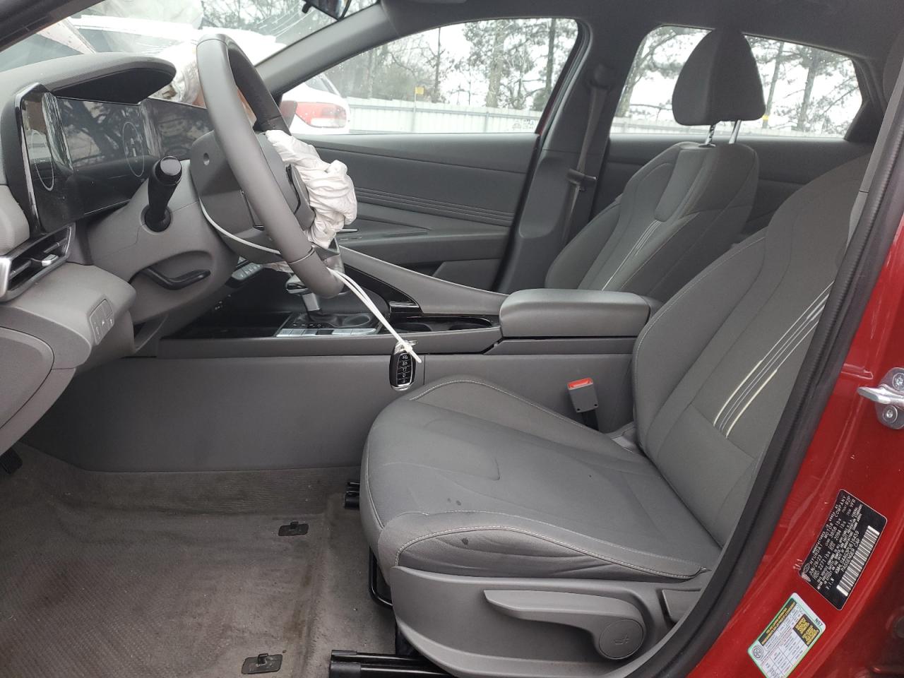 2023 Hyundai Elantra - Image 7
