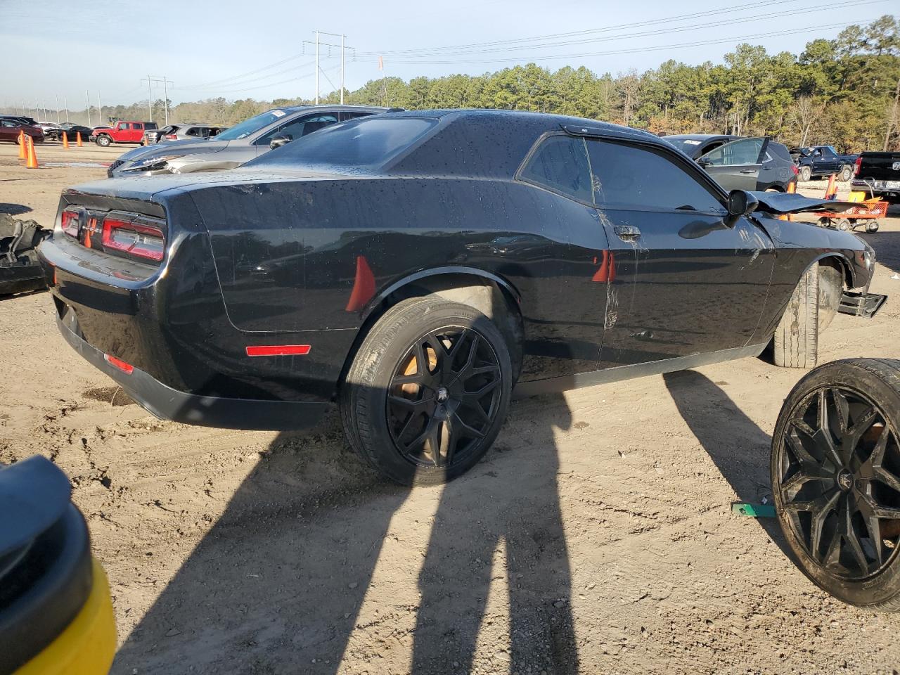 2015 Dodge Challenger - Image 3