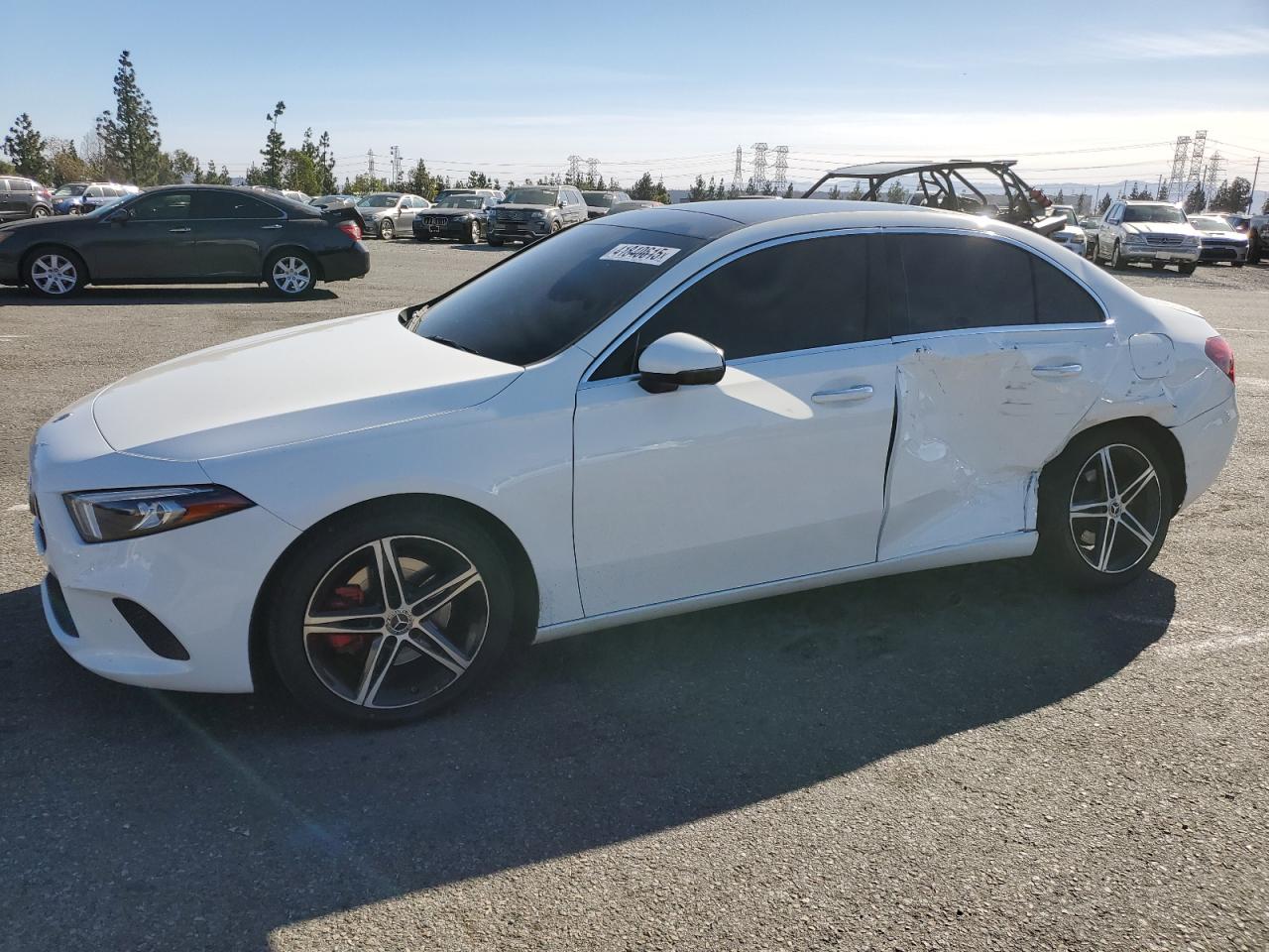 2019 Mercedes-Benz A-klasse - Image 1