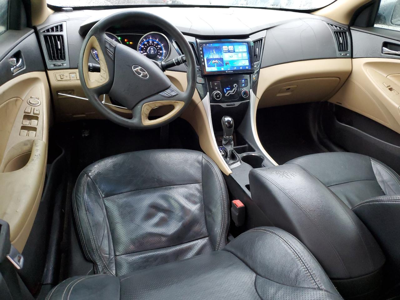 2011 Hyundai Sonata - Image 8