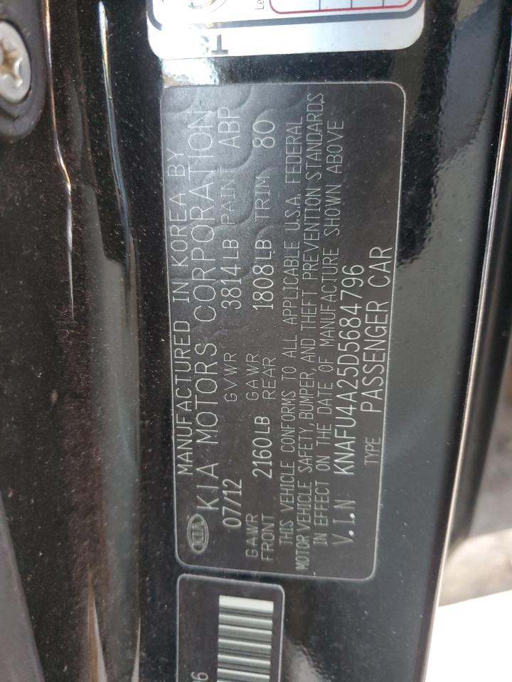 2013 Kia Forte - Image 14