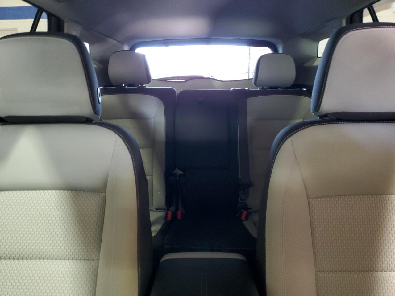 2022 GMC Terrain - Image 10