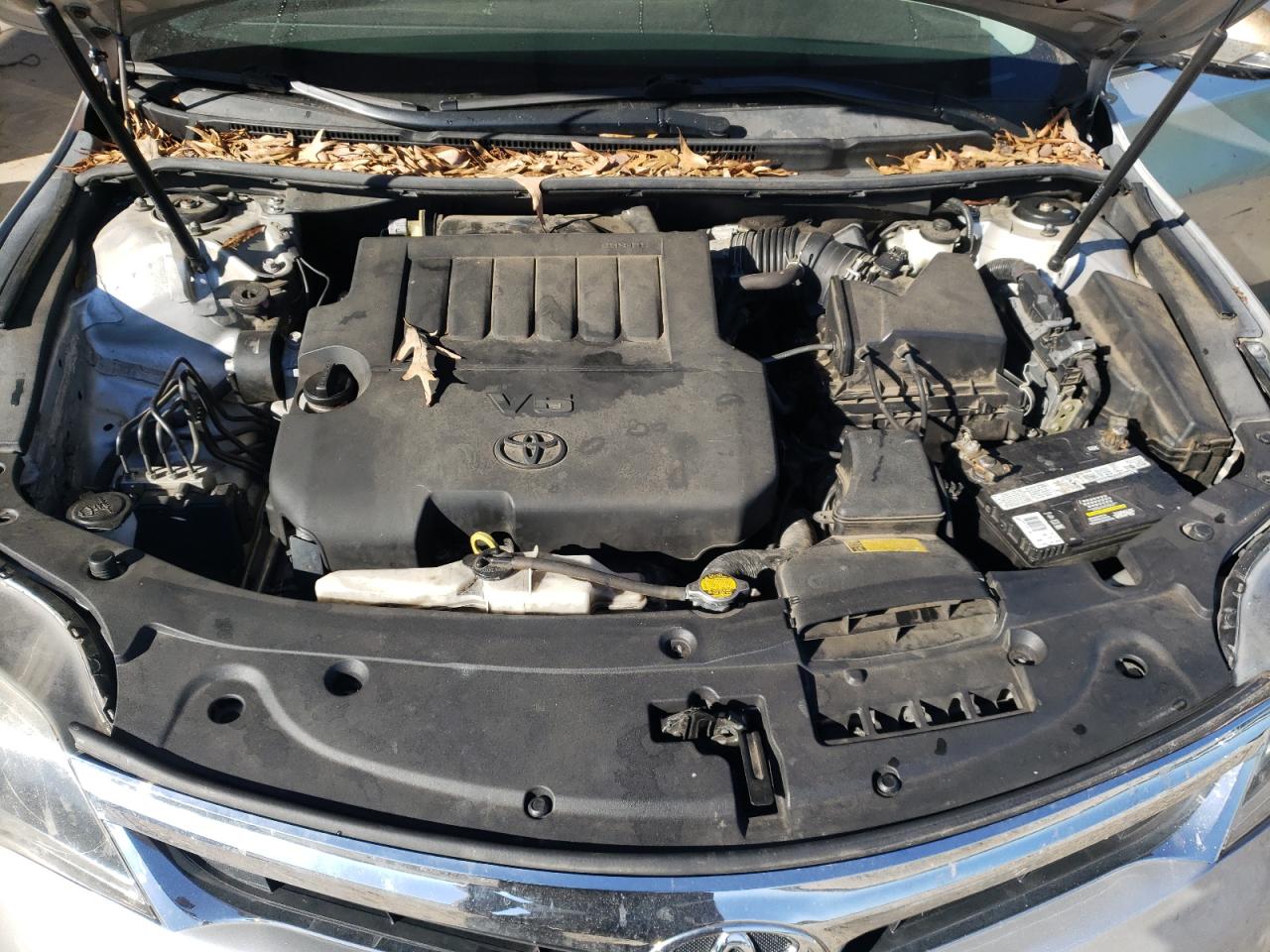 2013 Toyota Avalon - Image 11