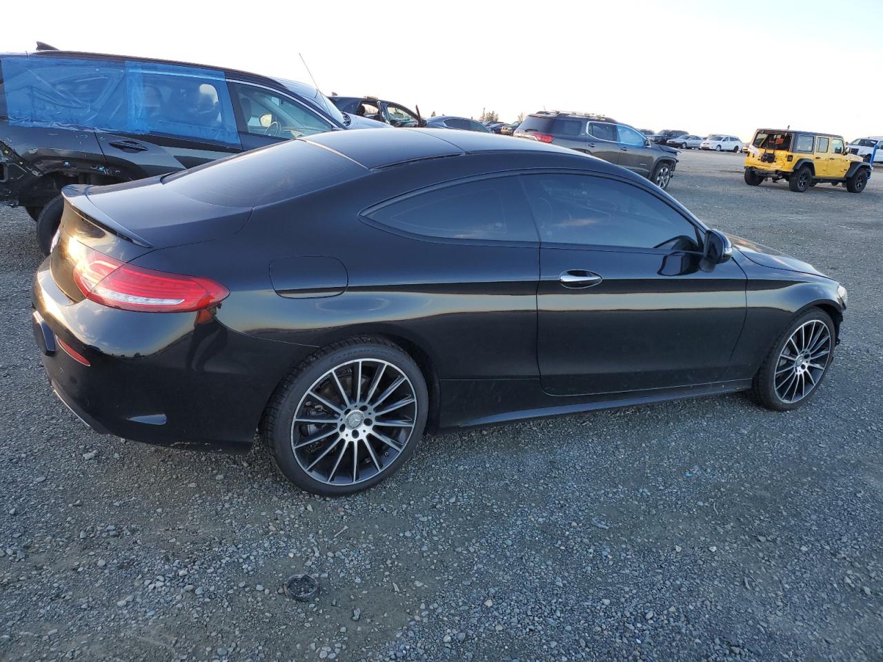 VIN WDDWJ4JB5HF417272 2017 MERCEDES-BENZ C-CLASS no.3