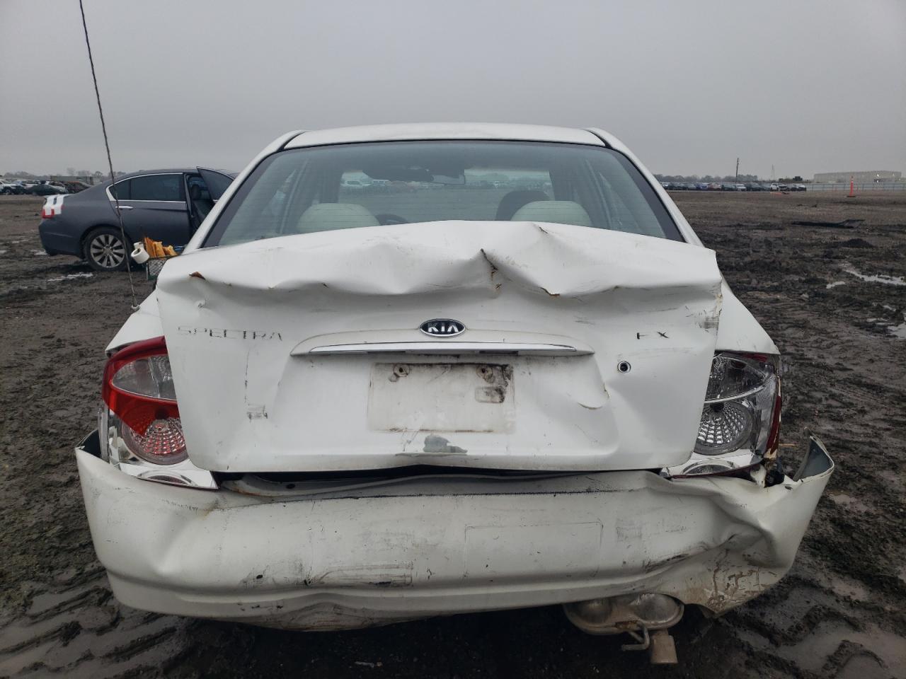 2005 Kia Spectra Lx VIN: KNAFE121055195161 Lot: 85696594