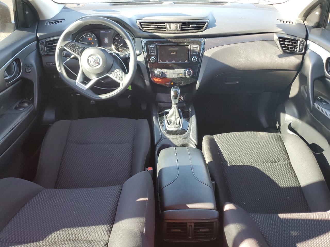 2021 Nissan Rogue - Image 8