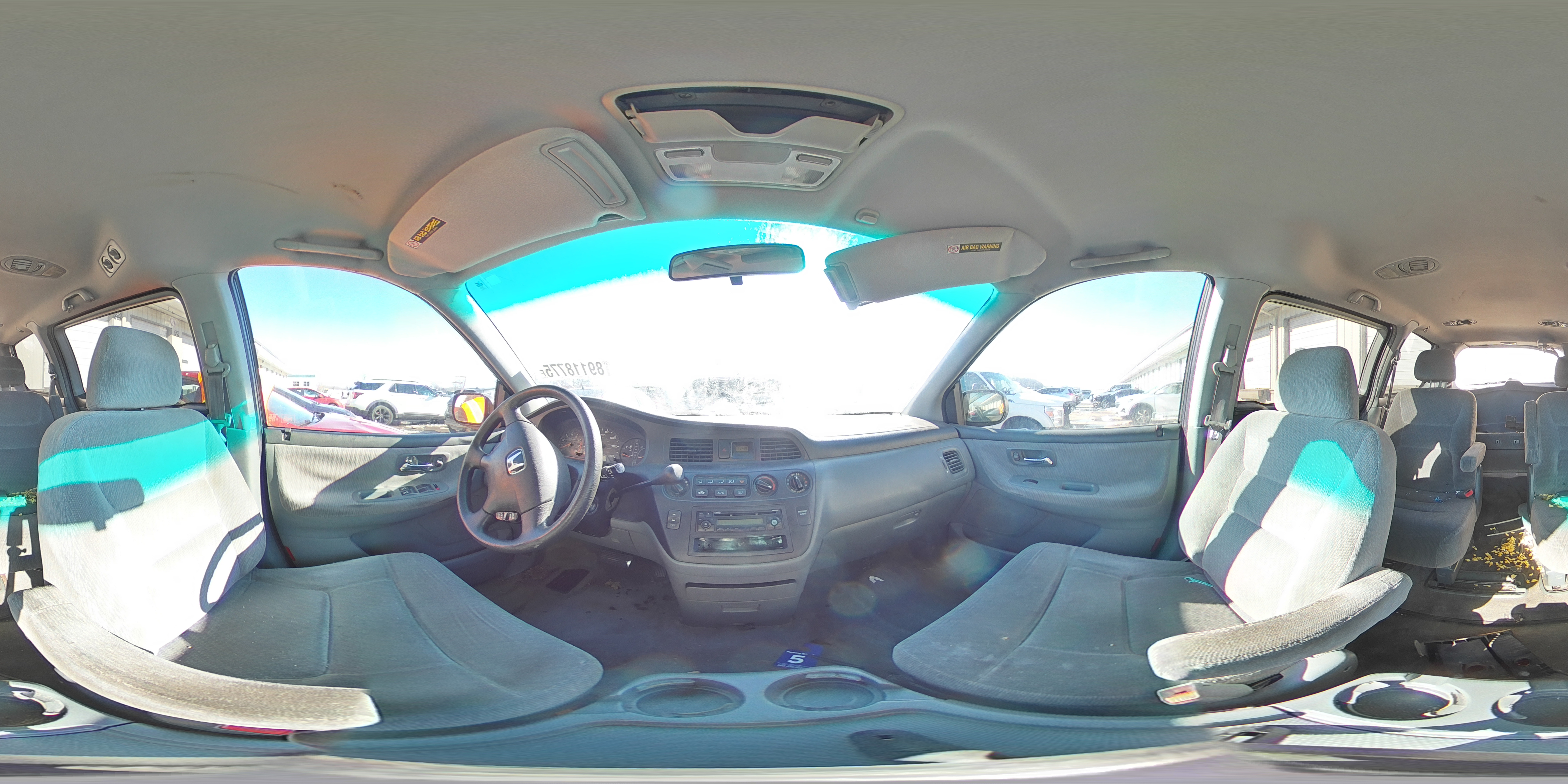 2004 Honda Odyssey - Image 13
