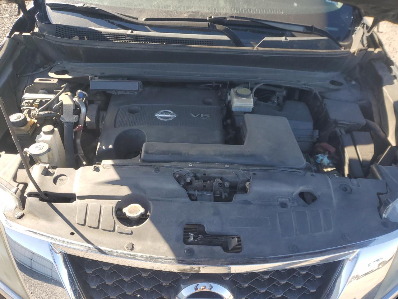 2013 Nissan Pathfinder - Image 12
