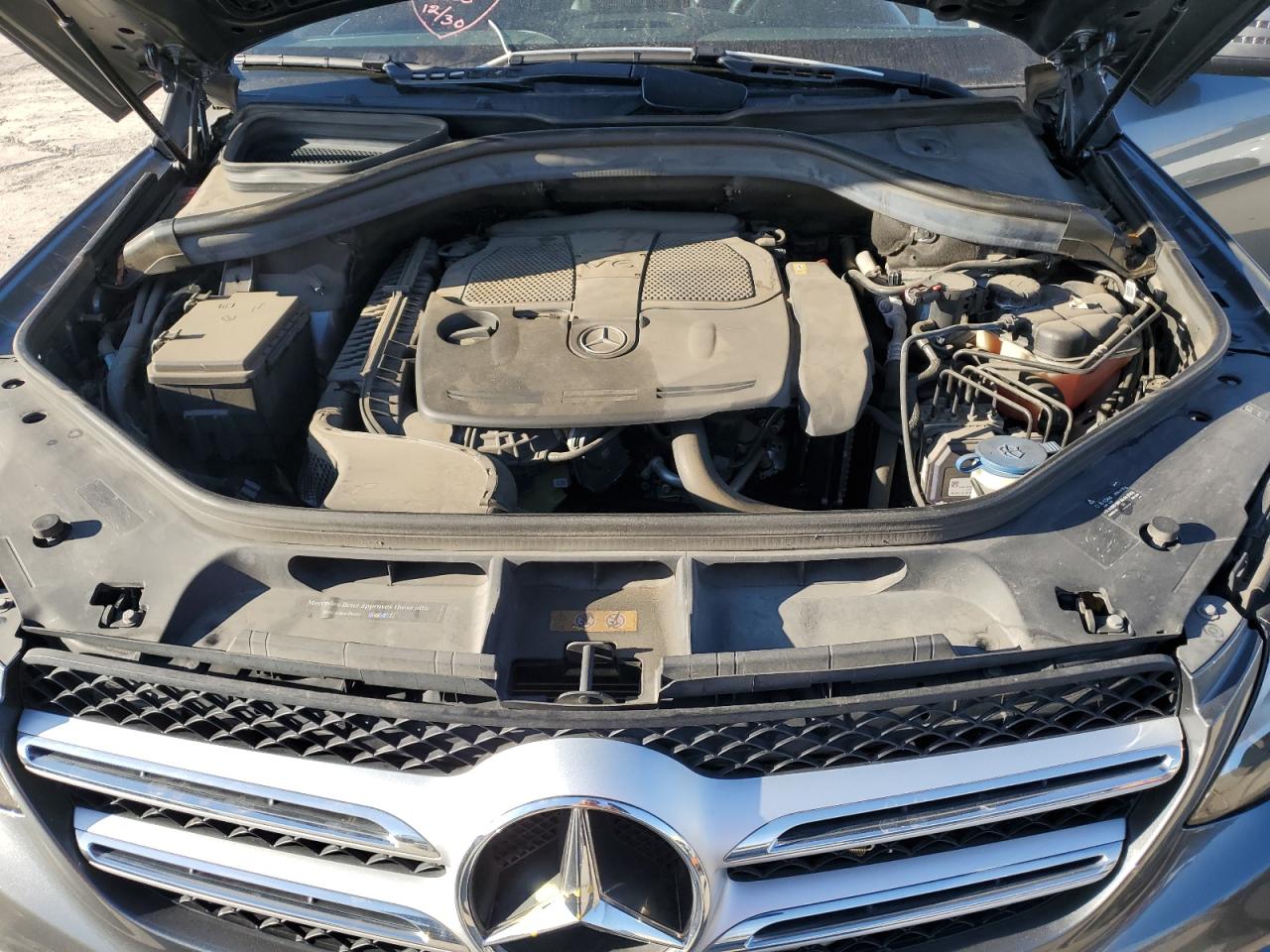 2017 Mercedes-Benz GLE - Image 12