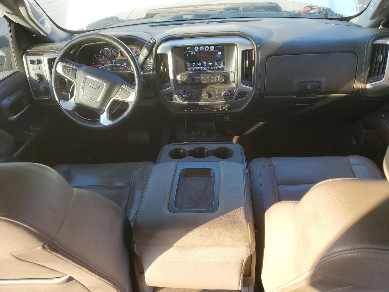 2018 GMC Sierra - Image 8