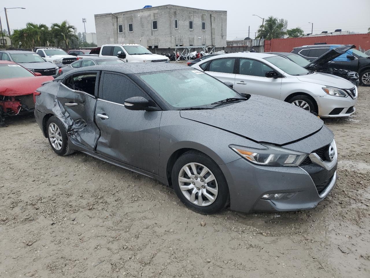 2017 Nissan Maxima - Image 4