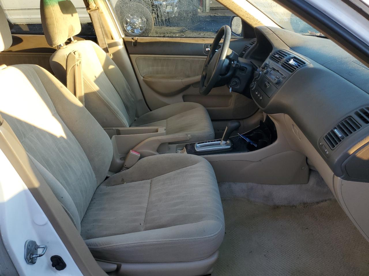 2005 Honda Civic - Image 5
