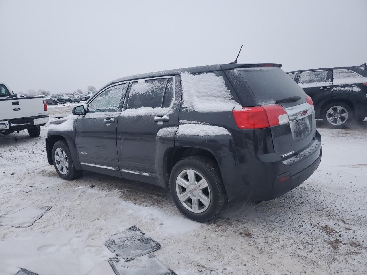 2014 GMC Terrain - Image 2
